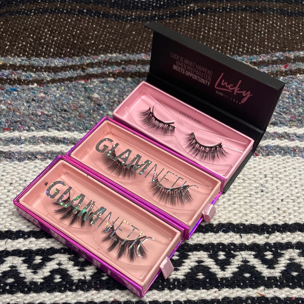 GlAMNETIC LASHES